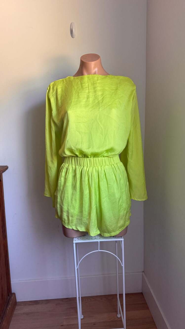 SNDYS Lime Green Long Sleeve Tie-Back Romper Set